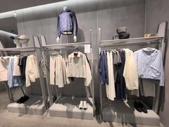 -迪桑特DESCENTE(青岛山东路万象城店)