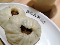 大明山珍素包-凤起龙游老面包子(凯德晶品店)