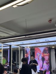 -藤野造型烫发染发