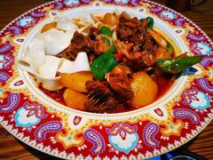 沙湾大盘鸡-塔哈尔·新疆盛宴(城西银泰店)