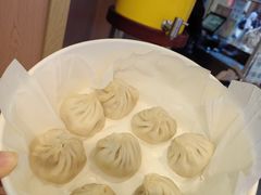 招牌蟹黄鲜肉小笼馒头-南翔馒头店(豫园店)