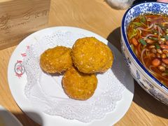 -龙抄手食府(浣花北路店)