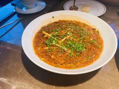 沙蒜烧豆面-新荣记(BFC外滩金融中心店)