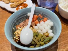 -芙蓉巷成都名小吃(大卫城店)