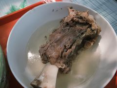 -周震馄饨