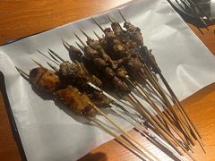 -京狮炙燥·精酿烧烤(首经贸店)