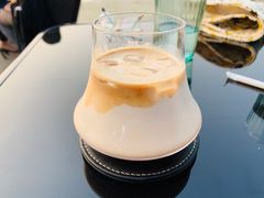 牛奶咖啡-游心咖啡(青山滨江店)