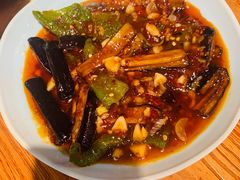 -柴窝堡22号辣子鸡·传承新疆菜