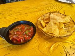 餐前玉米片-Pistolera Mexican Cantina女枪手墨西哥餐厅(碧云路店)