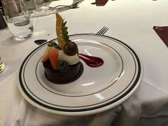 -Wolfgang’s Steakhouse 沃夫冈牛排馆(上海白玉兰广场店)