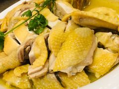 -东豪园林海鲜酒家(南港路辅路店)