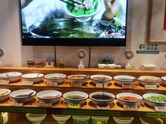 自助调料区-春记潮汕牛肉火锅