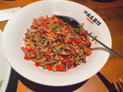 -洞庭土菜小炒馆(易发广场店)