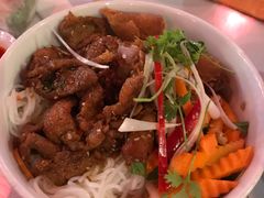 -Lanterns Vietnamese Restaurant