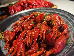 -肥肥虾庄·金牌油焖大虾(汉口城市广场店)