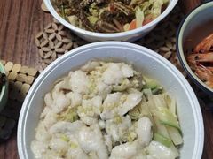 -小鱼小牛·鱼牛干锅·脆鱼火锅(世欧广场店)