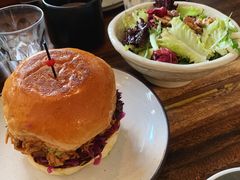 手撕猪肉汉堡-RAC BAR(安福路店)