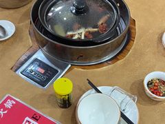 -濠轩阁特色生蚝火锅(水湾路店)