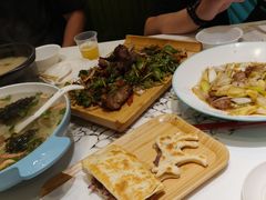 -高玛纳驴肉火烧(一世界店)