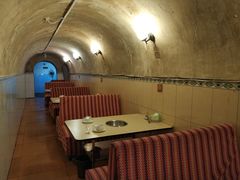 -洞庭洲·防空洞火锅·烧烤·铜锅涮肉(新百广场店)