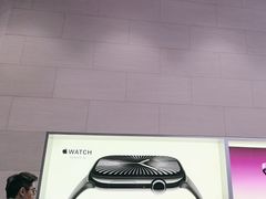 -Apple零售店(华贸购物中心店)