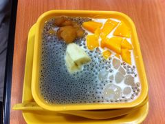 白雪黑珍珠-满记甜品(巴黎春天宝山店)