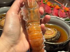 -万岛日本料理铁板烧(万泰国际店)