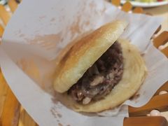 -闫家驴肉老店(华电一校店)