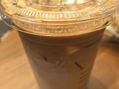 -瑞幸咖啡(江汉路中山大道店)