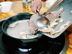 -牛羊鲜汤锅(塔公镇菜市场店)