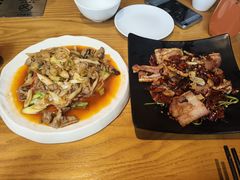 -隔壁老王·家常云南菜(花巷店)