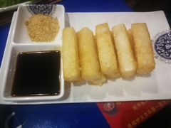 -马路边边串串香形象店(磐石路店)