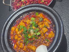 -万重锦·人文川菜馆(骡马市店)