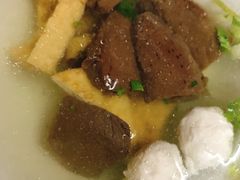 -松树干拌面店