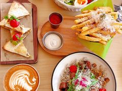 -J's Cafe Lab