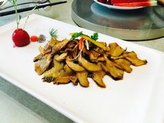 -小白鲨工夫潮膳(曲江店)