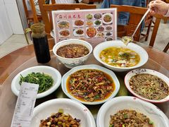 -椒香川流不息川菜馆(二七北路店)