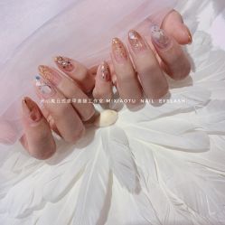 -米小兔美甲美睫