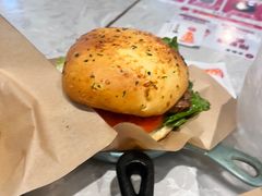 -必胜客(东部星悦天地店)