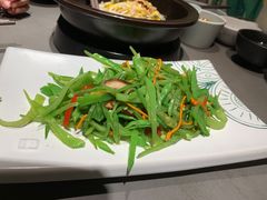 五彩花菇荷兰豆-云海肴·汽锅鸡·云南菜(高德置地店)