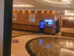 -深圳富苑皇冠假日套房酒店