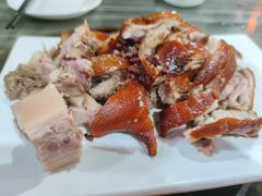 烤乳猪-姐妹临高乳猪店(海垦路店)