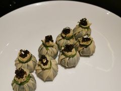 鱼子酱石榴包-甄御•海鲜新青岛菜(麦岛店)