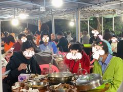 大堂-大眼强五杯鹅·桑拿鸡煲