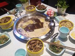 -卤教授老火锅
