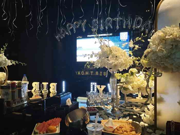 mago music party club-"不错,自助餐味道也还可以,挺划算的.