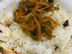 鱼香肉丝-牛八宝桂林米粉(八里庄店)