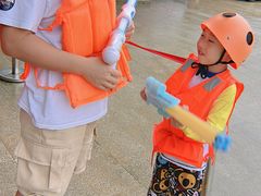 -安吉龙王山峡谷漂流