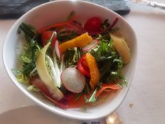 沙拉-AZUR聚(香格里拉饭店)