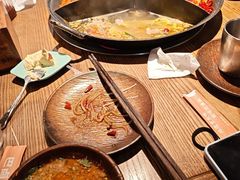 -巴卤社老火锅(财富店)